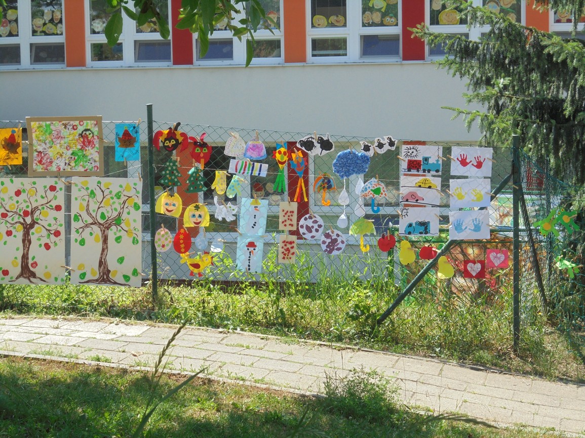 JESLIČKY NA VÝSTAVĚ 23.6.2016