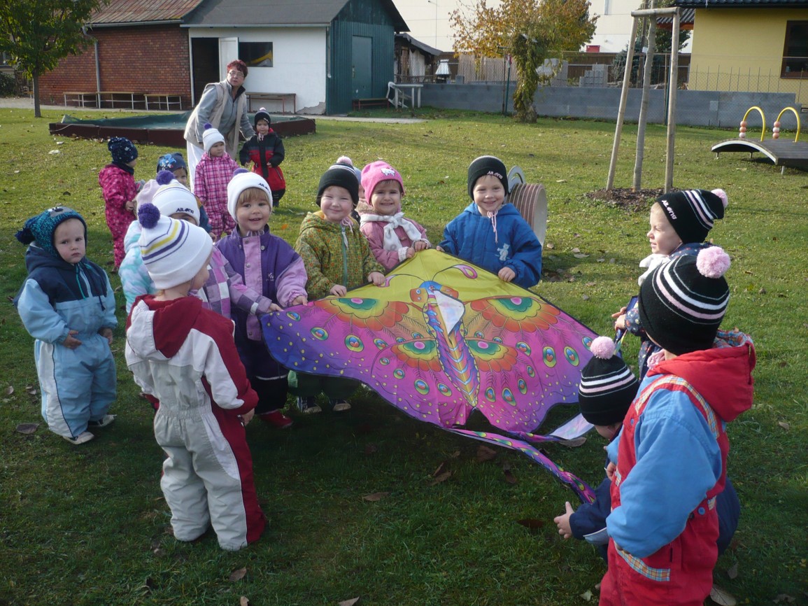 MÁME DRAKA NA PROVÁZKU….